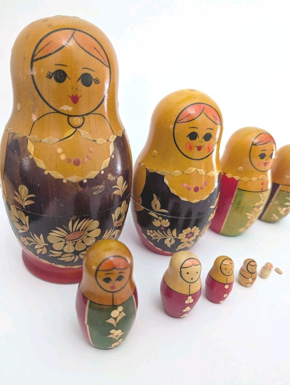 Traditional 10 Piece Wo Russian Matryoshka Nesting Doll 7 In Vintage Detailed